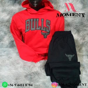 Conjunto buzo BULLS